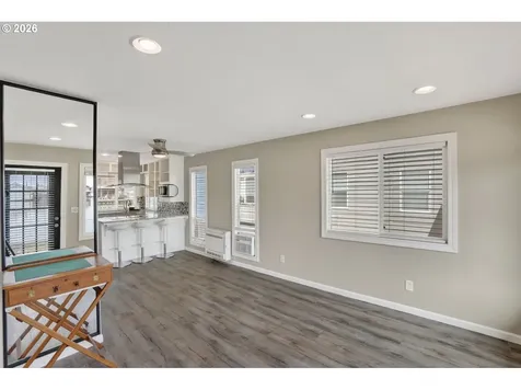 18989 NE Marine Drive Portland OR 97230