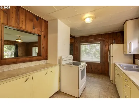 18570 Oakdale Road Dallas OR 97338