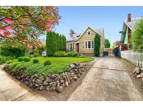 5812 SE Bush Street Portland OR 97206