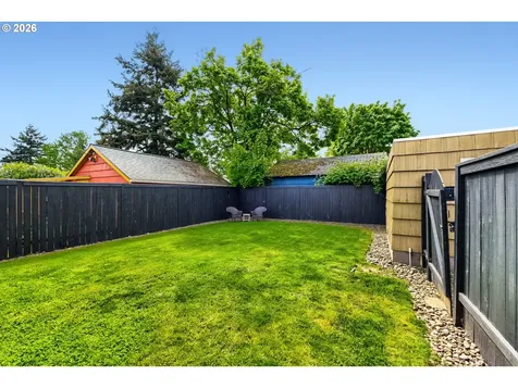 5812 SE Bush Street Portland OR 97206
