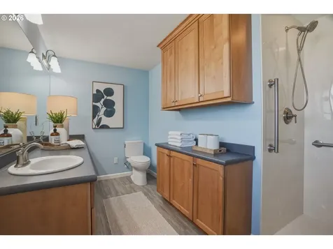 13039 NE Morris Street Portland OR 97230