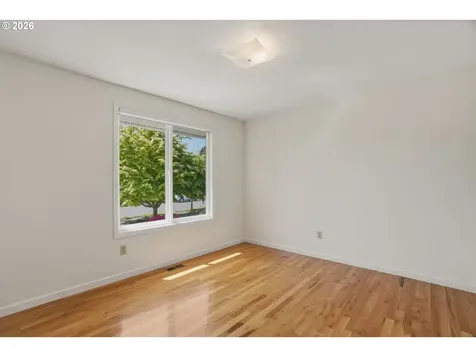 13039 NE Morris Street Portland OR 97230