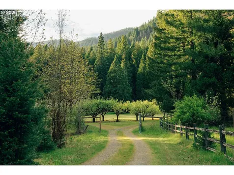 57255 N Bank Road Mckenzie Bridge OR 97413
