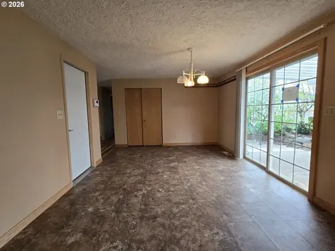 2633 42nd Avenue Longview WA 98632