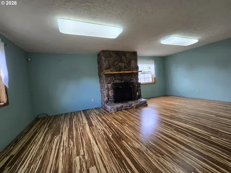 2633 42nd Avenue Longview WA 98632