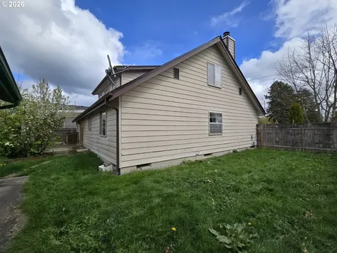 2633 42nd Avenue Longview WA 98632