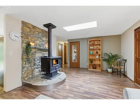 28820 SE Allen Road Eagle Creek OR 97022