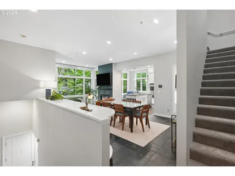 747 NW 11th Avenue Portland OR 97209