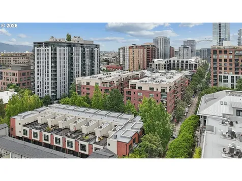 747 NW 11th Avenue Portland OR 97209