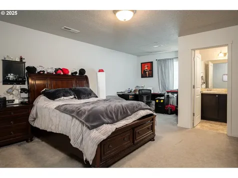 11525 NE 125th Avenue Vancouver WA 98682