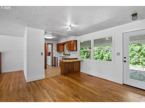 6014 NE 37th Street Vancouver WA 98661