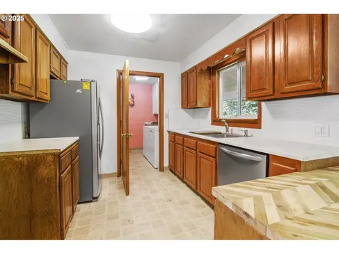 6014 NE 37th Street Vancouver WA 98661