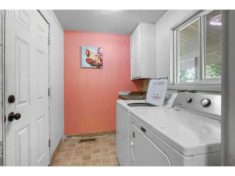 6014 NE 37th Street Vancouver WA 98661