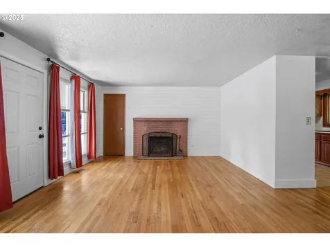 6014 NE 37th Street Vancouver WA 98661