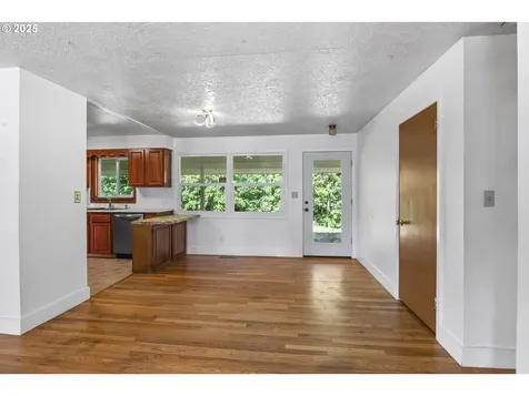6014 NE 37th Street Vancouver WA 98661