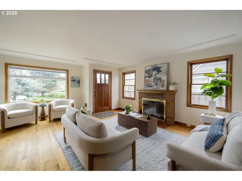 1527 N Emerson Street Portland OR 97217