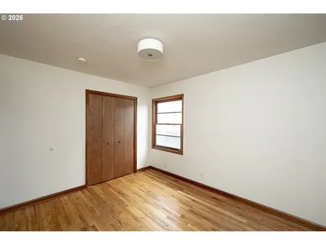 1527 N Emerson Street Portland OR 97217