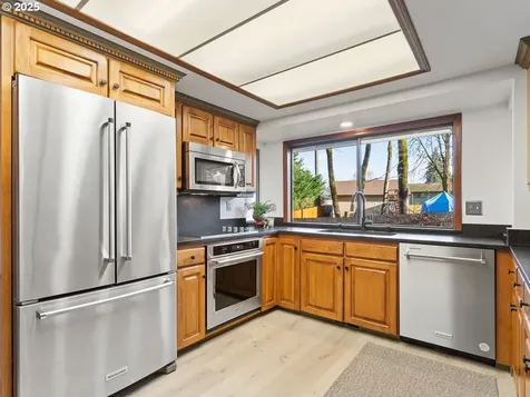 11111 NE 30th Avenue Vancouver WA 98686