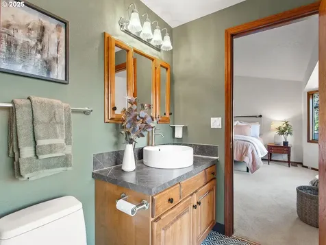 11111 NE 30th Avenue Vancouver WA 98686