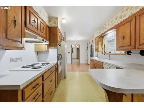 245 SE Juniper Avenue Gresham OR 97080