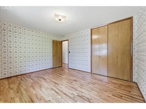 245 SE Juniper Avenue Gresham OR 97080