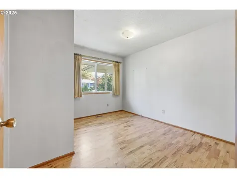 245 SE Juniper Avenue Gresham OR 97080