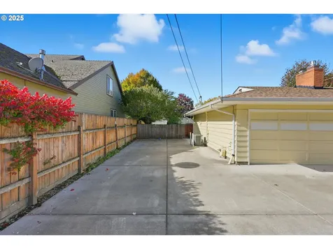 245 SE Juniper Avenue Gresham OR 97080