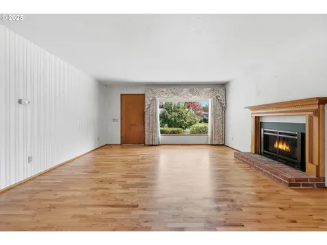 245 SE Juniper Avenue Gresham OR 97080