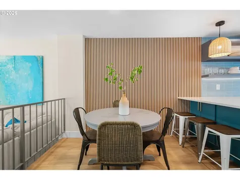 14 Wheatherstone Lake Oswego OR 97035