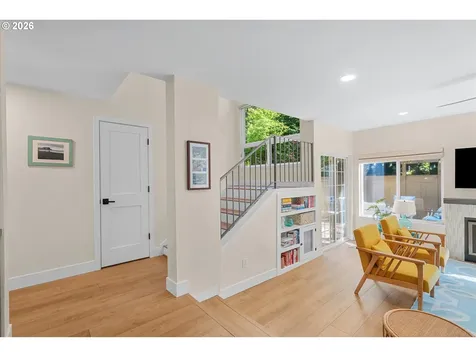 14 Wheatherstone Lake Oswego OR 97035