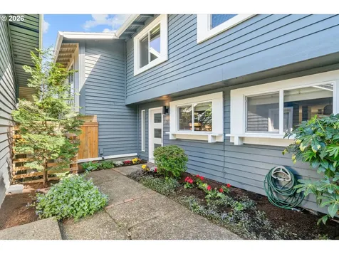 14 Wheatherstone Lake Oswego OR 97035