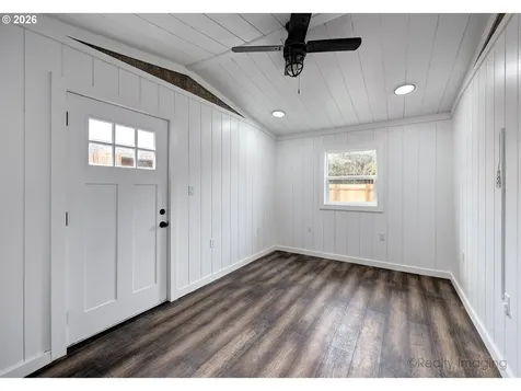 1303 1st Street Tillamook OR 97141