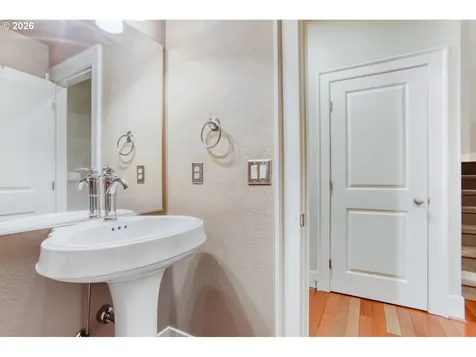 17916 SE 43rd Street Vancouver WA 98683