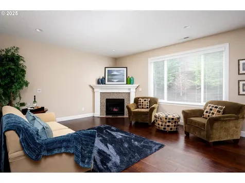 15931 NW Rossetta Street Portland OR 97229