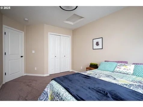 15931 NW Rossetta Street Portland OR 97229