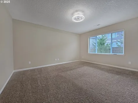 15931 NW Rossetta Street Portland OR 97229