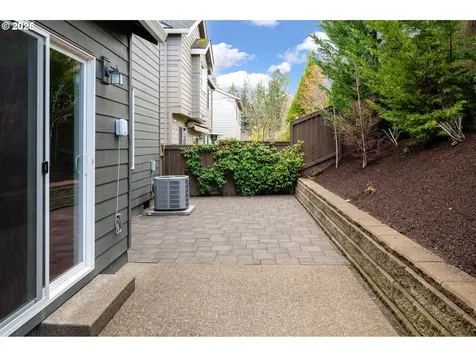 15931 NW Rossetta Street Portland OR 97229