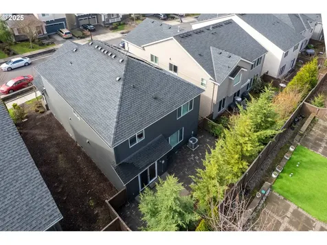 15931 NW Rossetta Street Portland OR 97229
