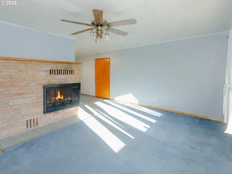 3738 Pennsylvania Street Longview WA 98632