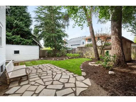 3851 SE Woodward Street Portland OR 97202