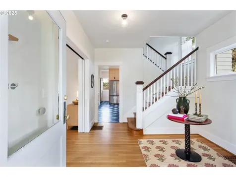 3851 SE Woodward Street Portland OR 97202