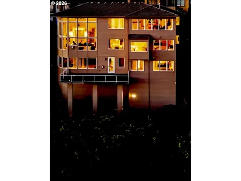 9212 NW Mckenna Drive Portland OR 97229