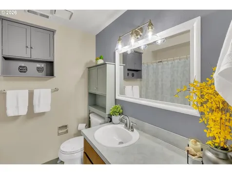 505 N Hubbard Avenue Yacolt WA 98675