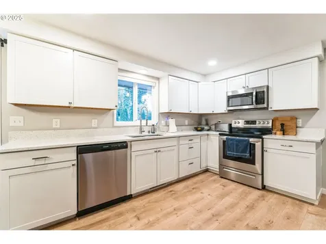 7906 NE 27th Street Vancouver WA 98662