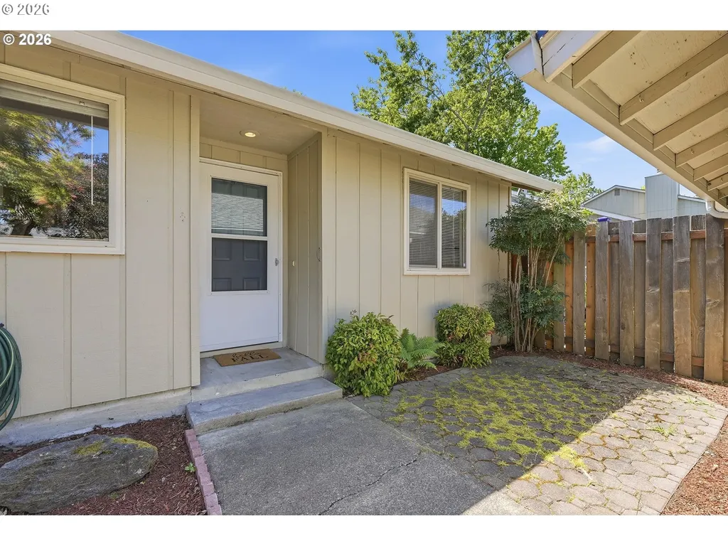 2986 SE Blue Bird Drive Hillsboro OR 97123