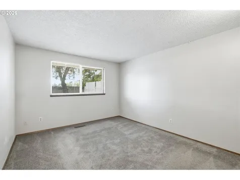 2986 SE Blue Bird Drive Hillsboro OR 97123