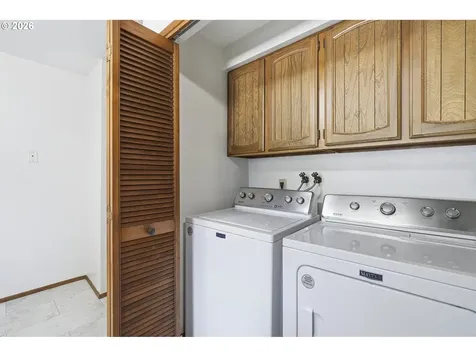 2986 SE Blue Bird Drive Hillsboro OR 97123