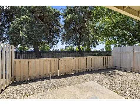 2986 SE Blue Bird Drive Hillsboro OR 97123