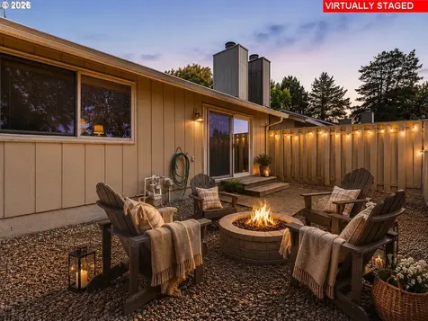 2986 SE Blue Bird Drive Hillsboro OR 97123