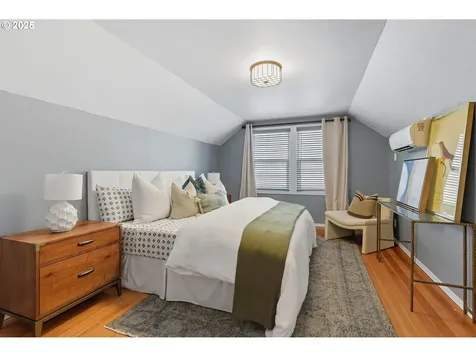 10945 SW 61st Avenue Portland OR 97219
